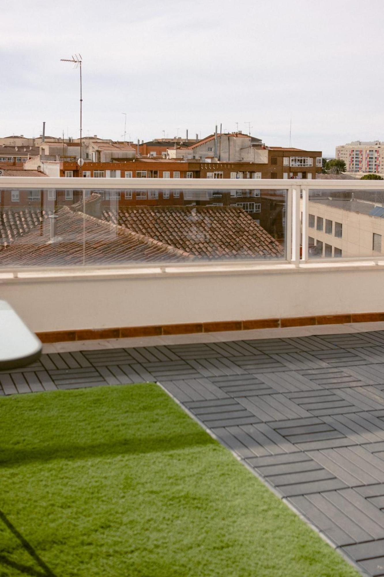 Espectacular Atico De 2 Dormitorios Con Garaje Y Terraza Privada De 30 M2 Albacete Exteriör bild