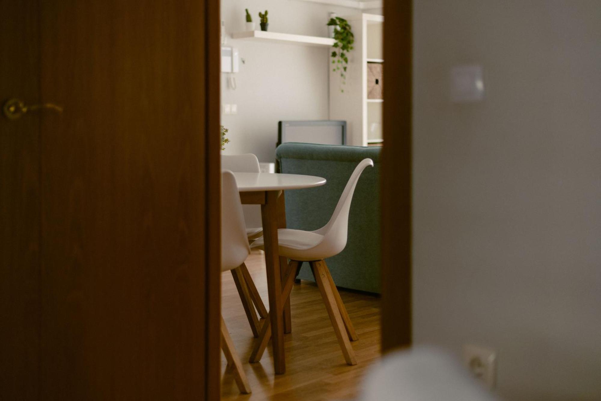Espectacular Atico De 2 Dormitorios Con Garaje Y Terraza Privada De 30 M2 Albacete Exteriör bild
